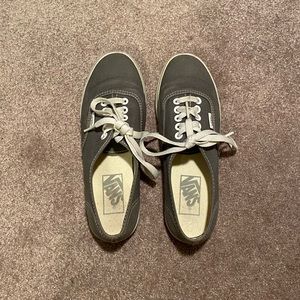 Van’s Women’s Authentic Core Classic